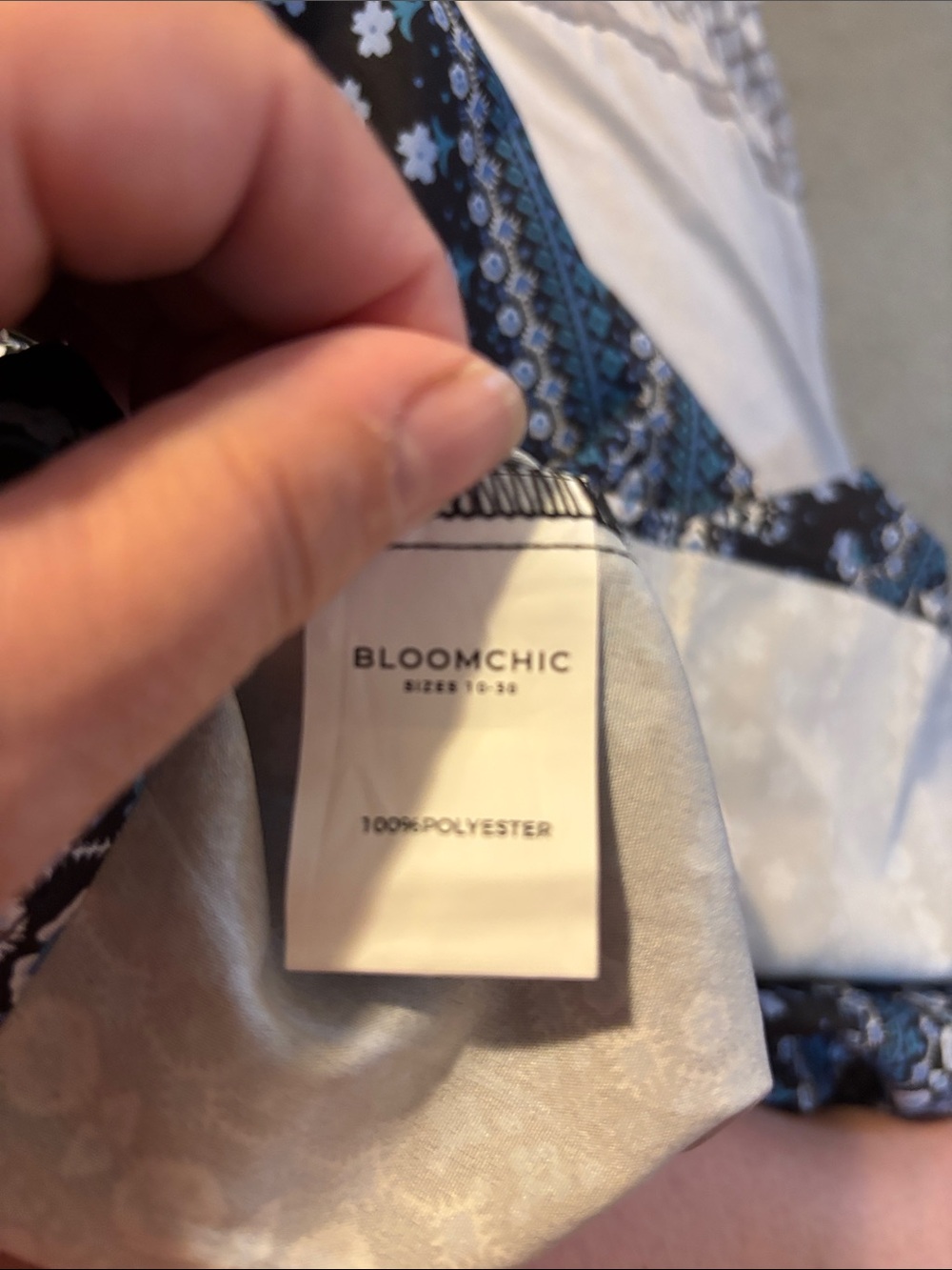 Bloomchic blue floral patterned dress; NWT Size 12 - Picture 5 of 6